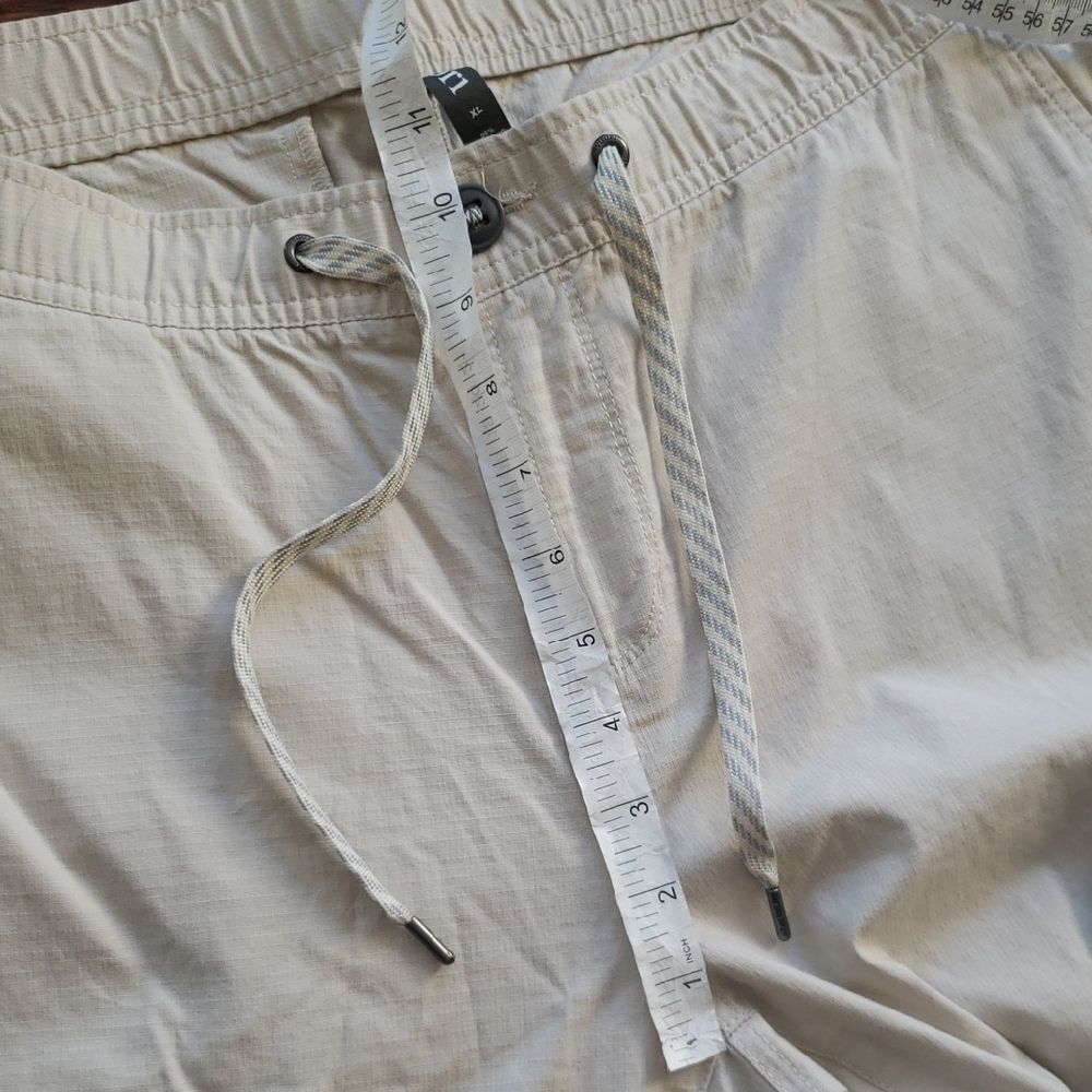 Vuori Women's Sesame Chic Feminine Trendy Retro Ripstop Athleisure Pants Size XL - Picture 5 of 8